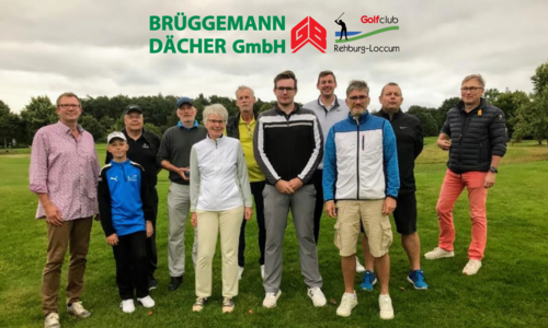 Rechts im Bild, der Sponsor und Geschäftsführer der Brüggemann Dächer GmbH Knut Brüggemann.